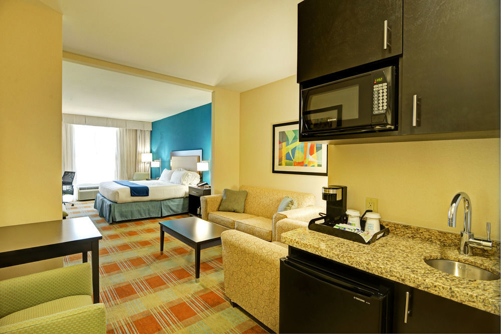 Holiday Inn Express & Suites Houston Northwest-Brookhollow By Ihg Exterior photo