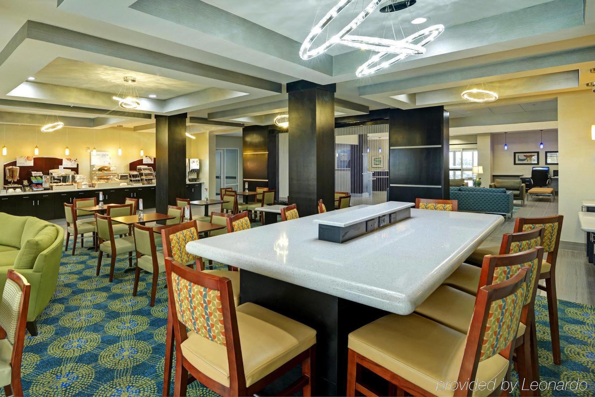 Holiday Inn Express & Suites Houston Northwest-Brookhollow By Ihg Exterior photo